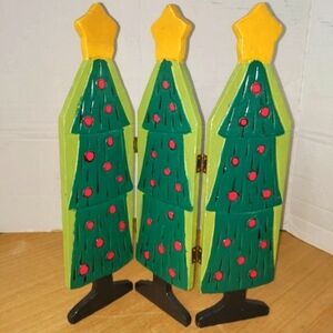 Christmas tree screen